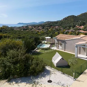 https://aura-residence.in-sardinia.net